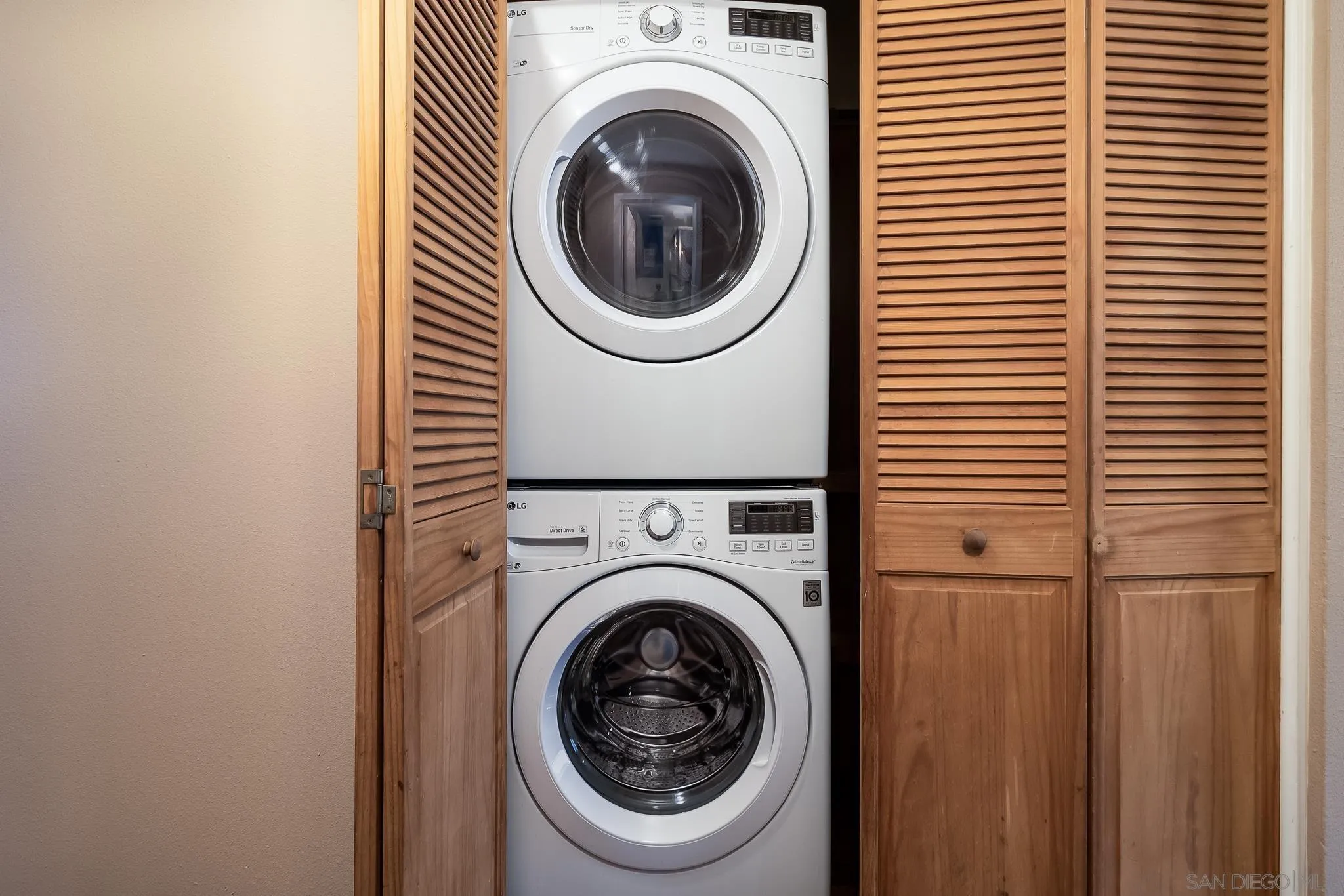 1420 Hilltop Dr Unit 102