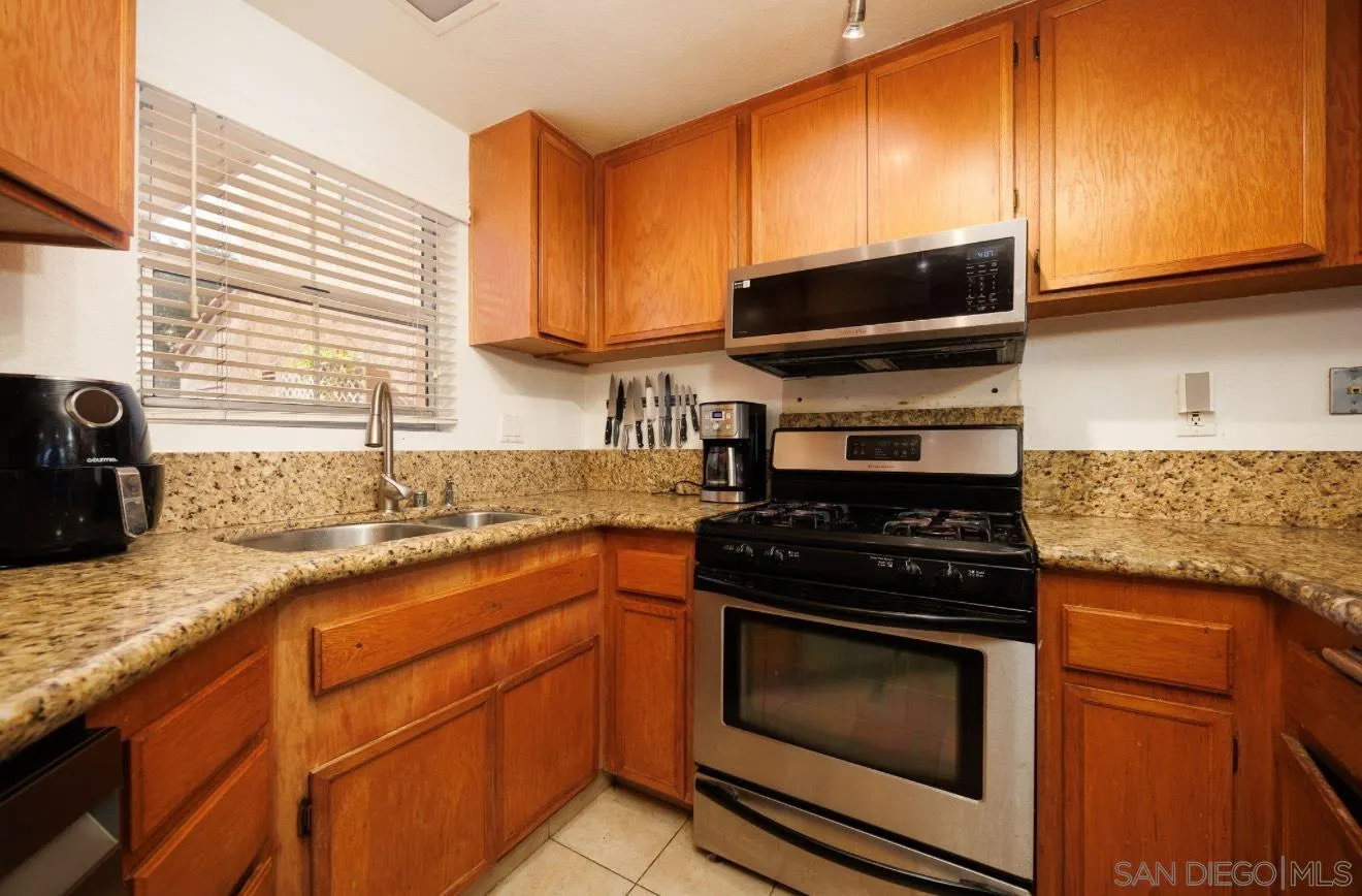 9250 Camino Del Verde