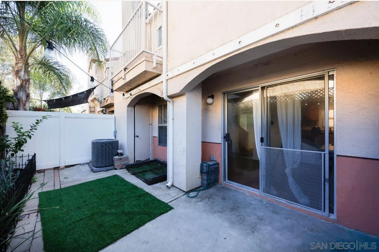 9250 Camino Del Verde