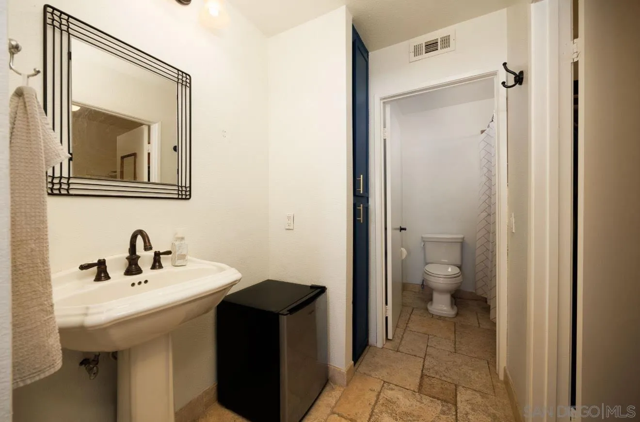 9250 Camino Del Verde