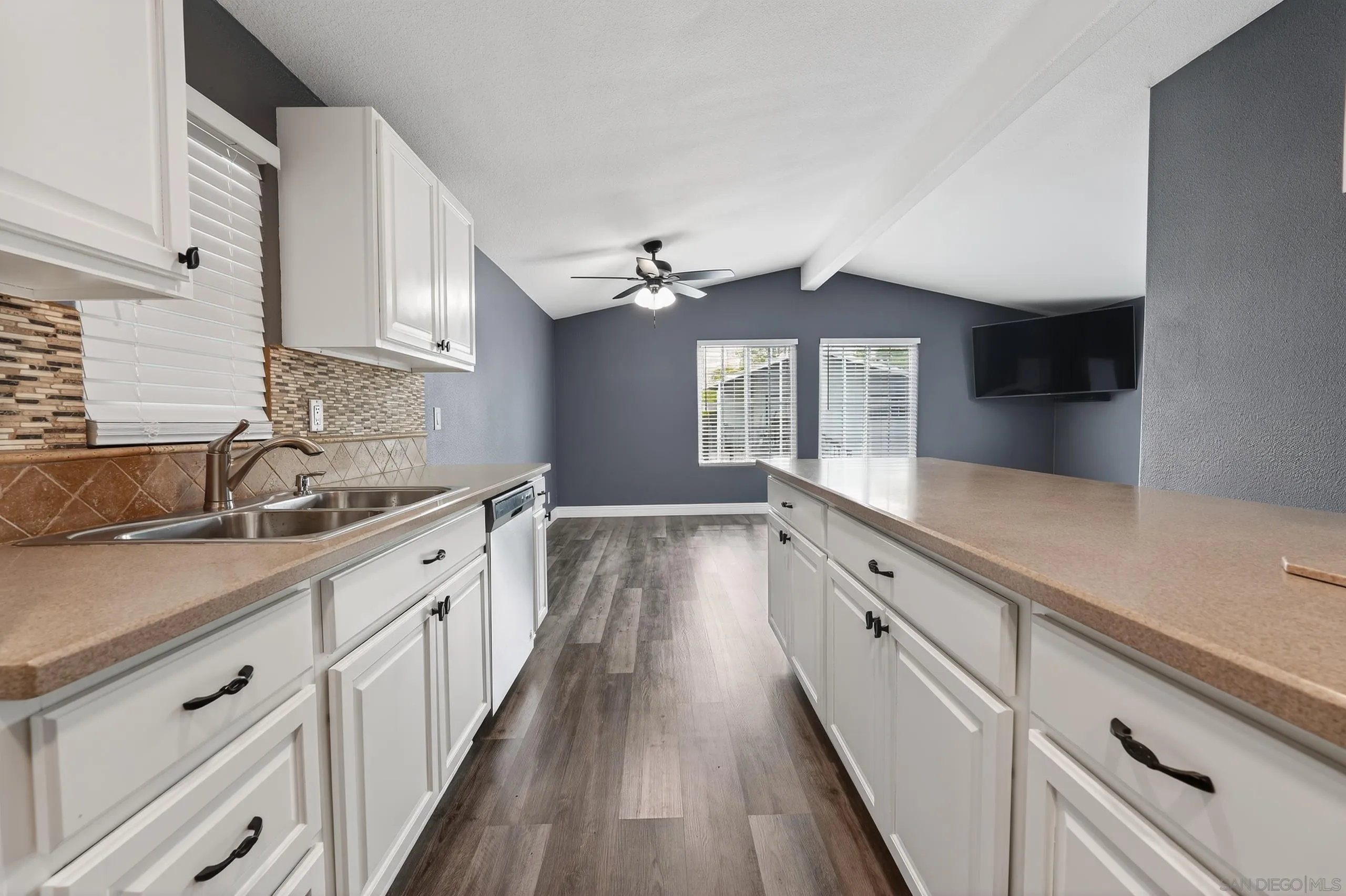 220 Camino Corto Unit Spc 100