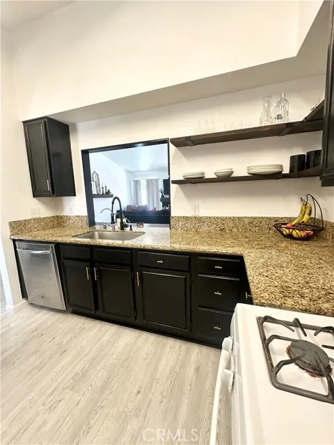 41182 Cardinal Flower Drive