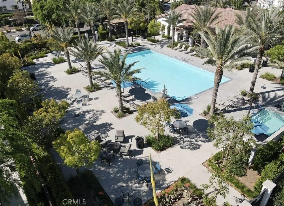 30469 Village Knoll Dr