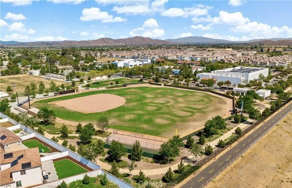 30469 Village Knoll Dr