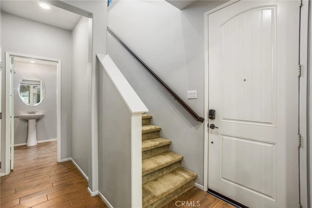 30469 Village Knoll Dr