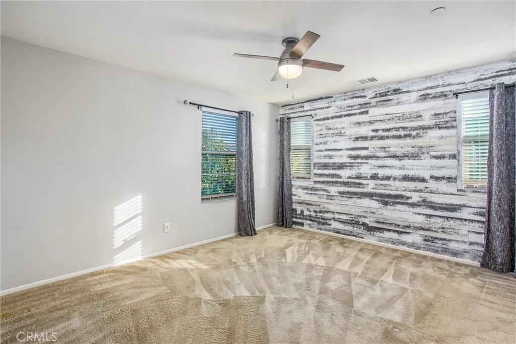 30469 Village Knoll Dr