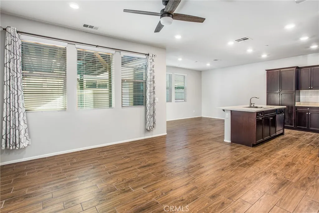 30469 Village Knoll Dr