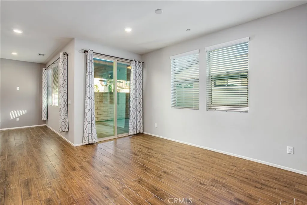 30469 Village Knoll Dr