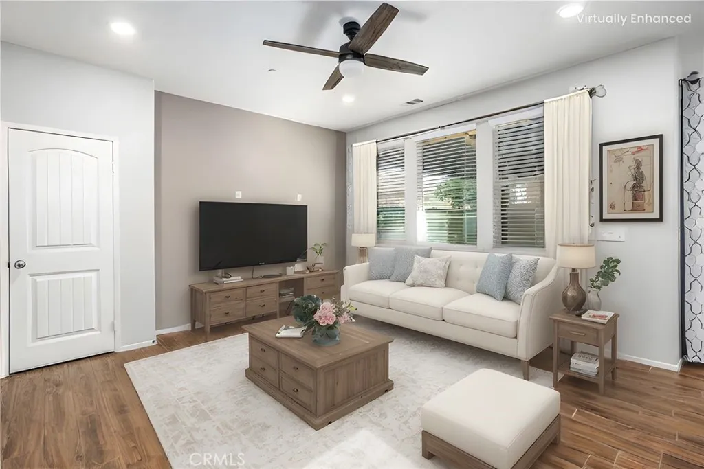 30469 Village Knoll Dr