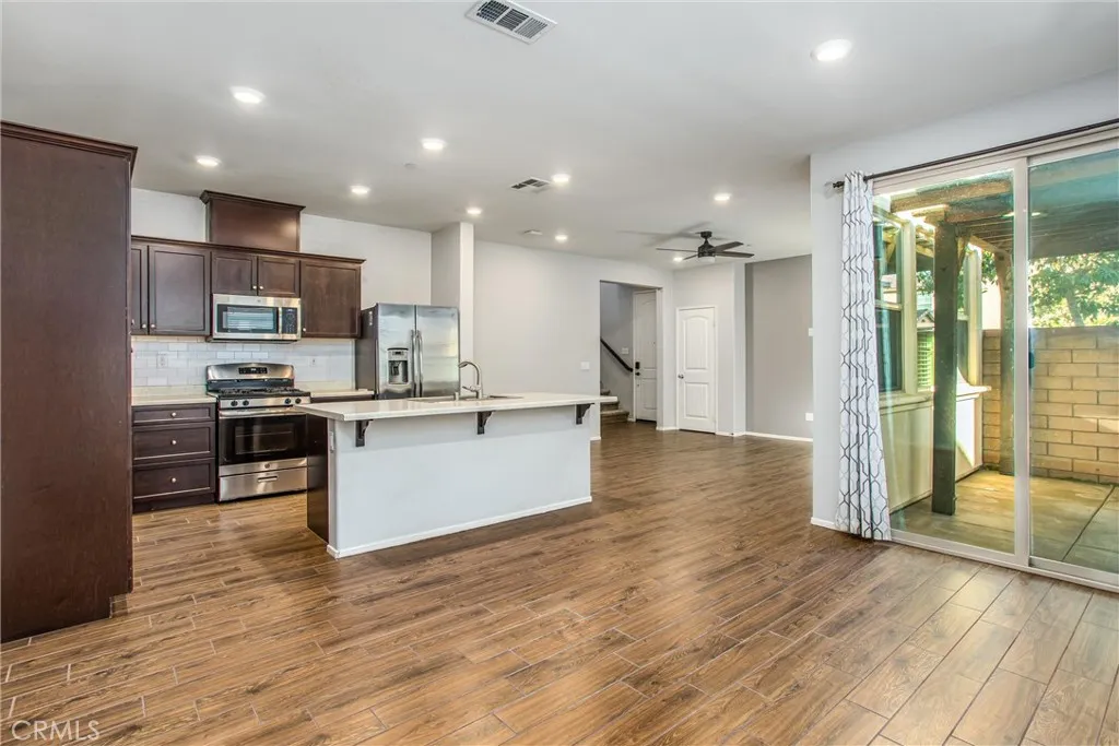 30469 Village Knoll Dr