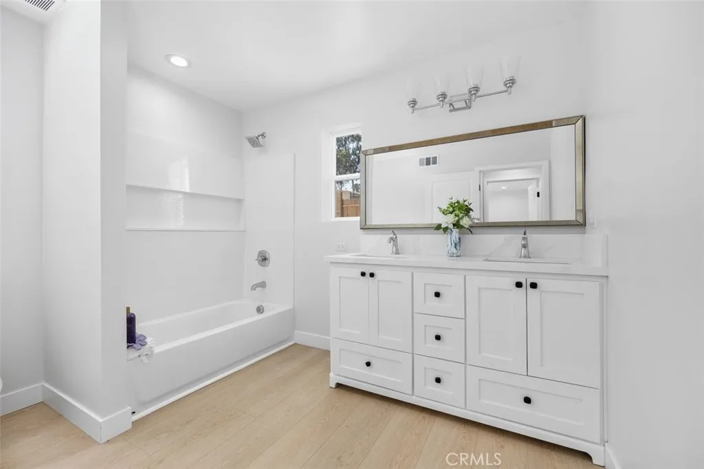 16953 Gunnerson Street