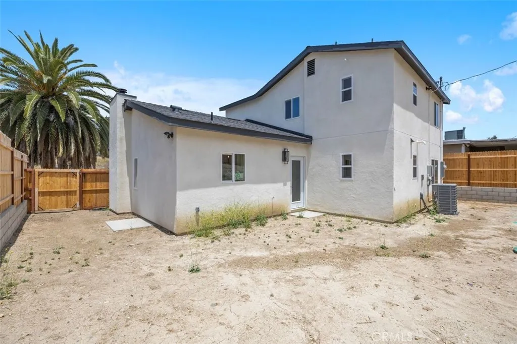 16953 Gunnerson Street