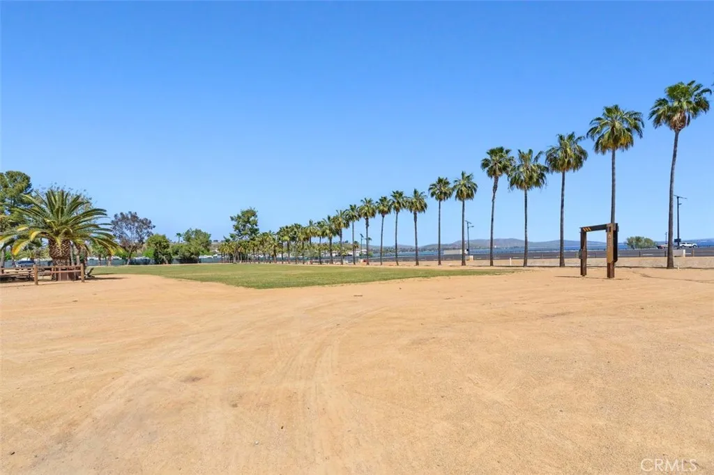 16953 Gunnerson Street