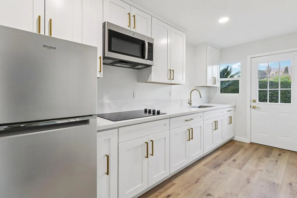 1917 Friendly Drive, Vista