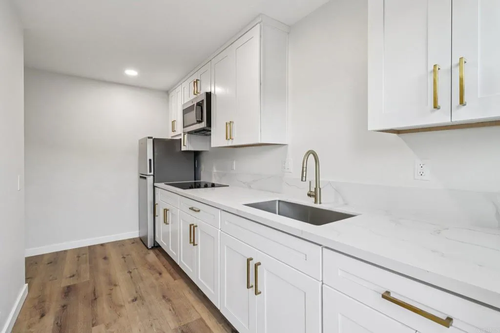 1917 Friendly Drive, Vista