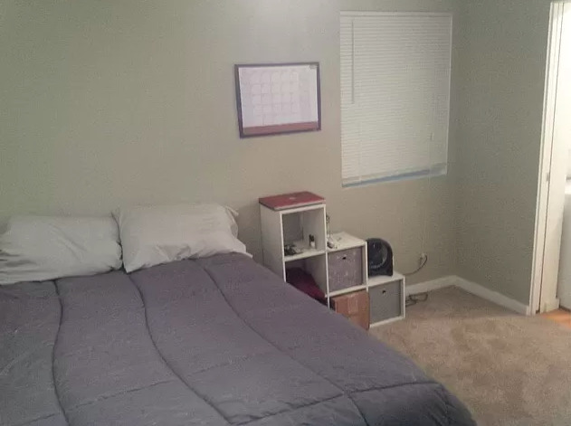 900 W AINSLIE Street Unit: A