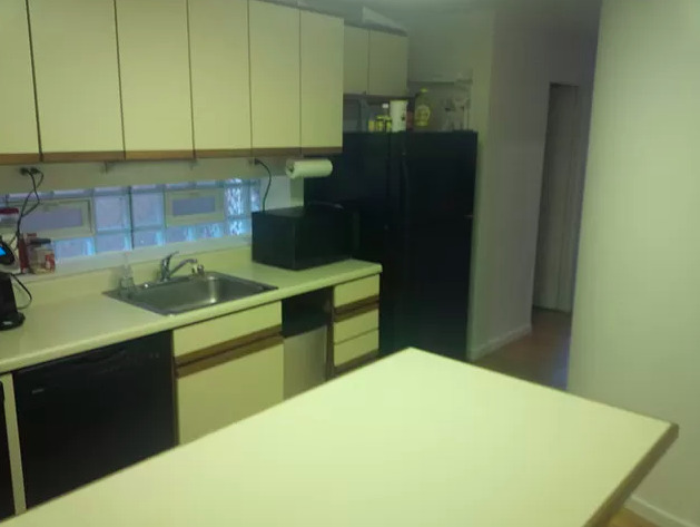 900 W AINSLIE Street Unit: A