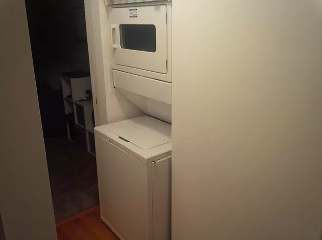 900 W AINSLIE Street Unit: A