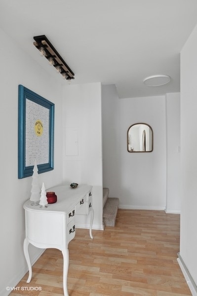 1221 N Dearborn Parkway Unit: PH10