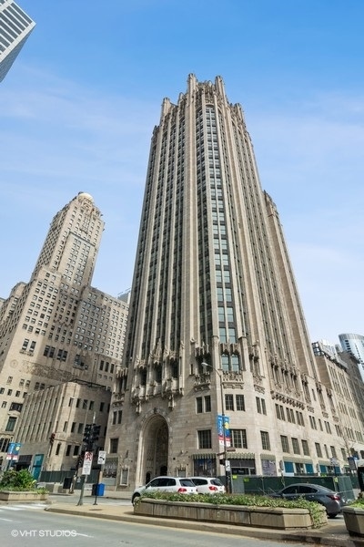 435 N Michigan Avenue Unit: 709