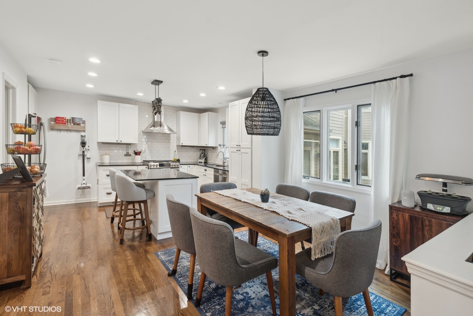 1241 W Fletcher Street Unit: C