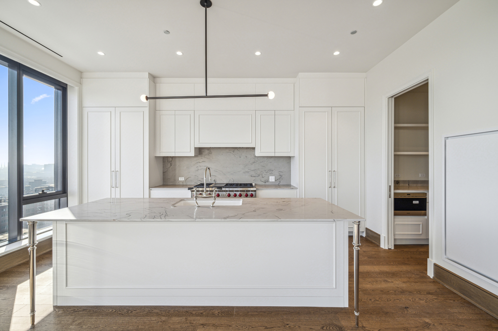 21 N May Street Unit: 1401