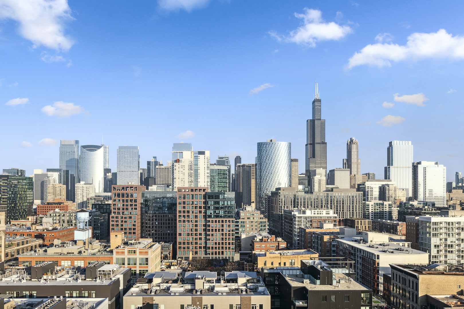 21 N May Street Unit: 1401