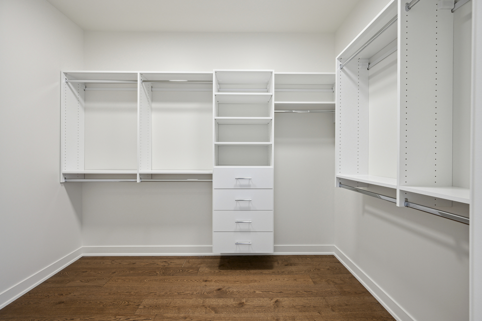 21 N May Street Unit: 1401