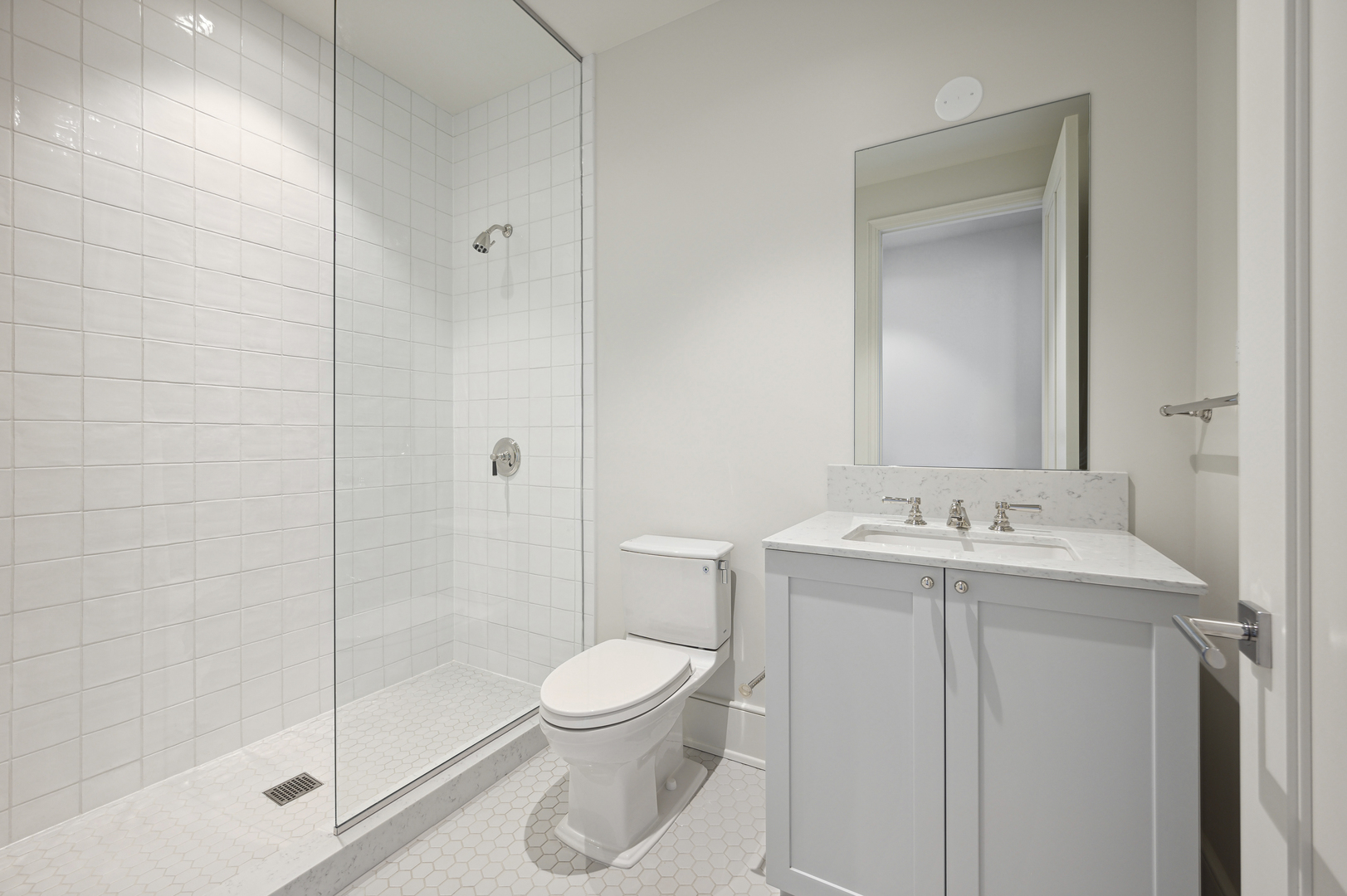 21 N May Street Unit: 1401