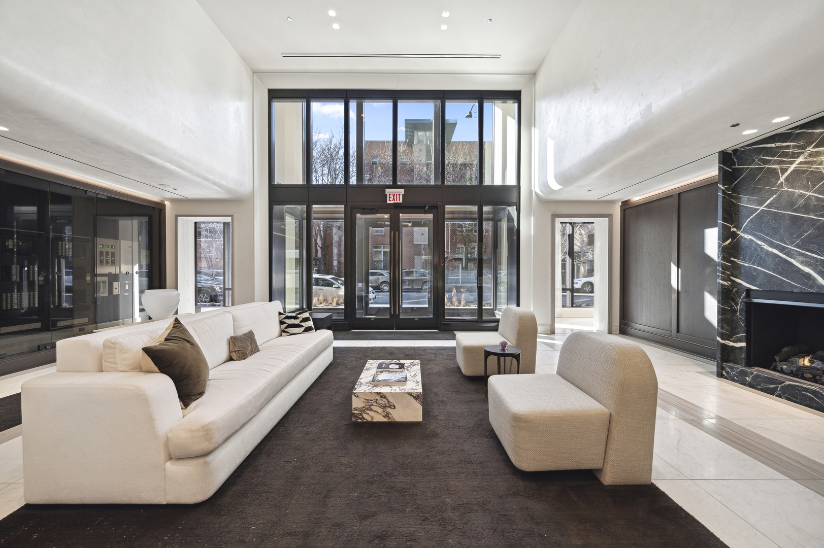 21 N May Street Unit: 1401