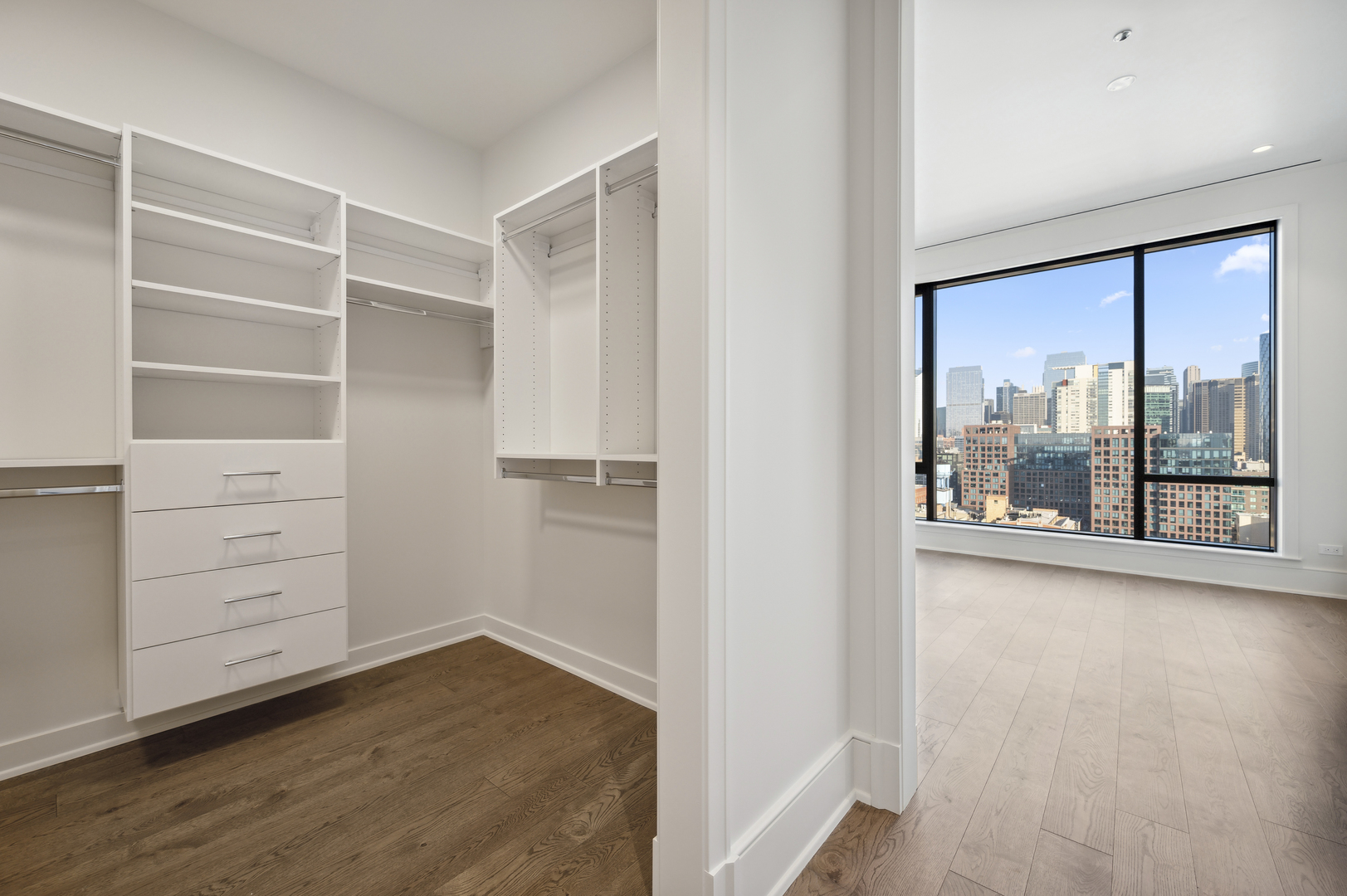 21 N May Street Unit: 1401