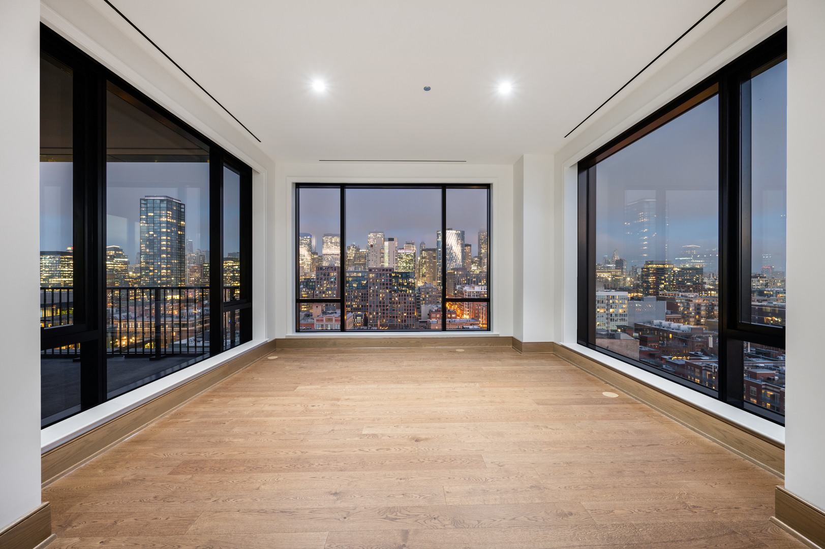 21 N May Street Unit: 1401