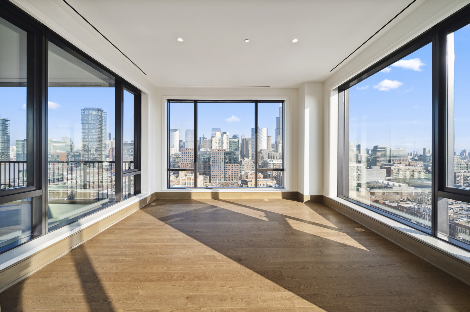 21 N May Street Unit: 1401