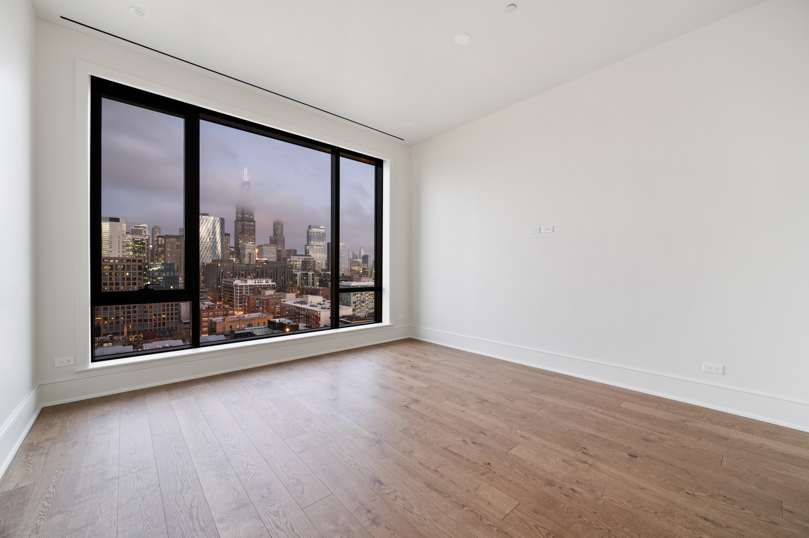 21 N May Street Unit: 1401