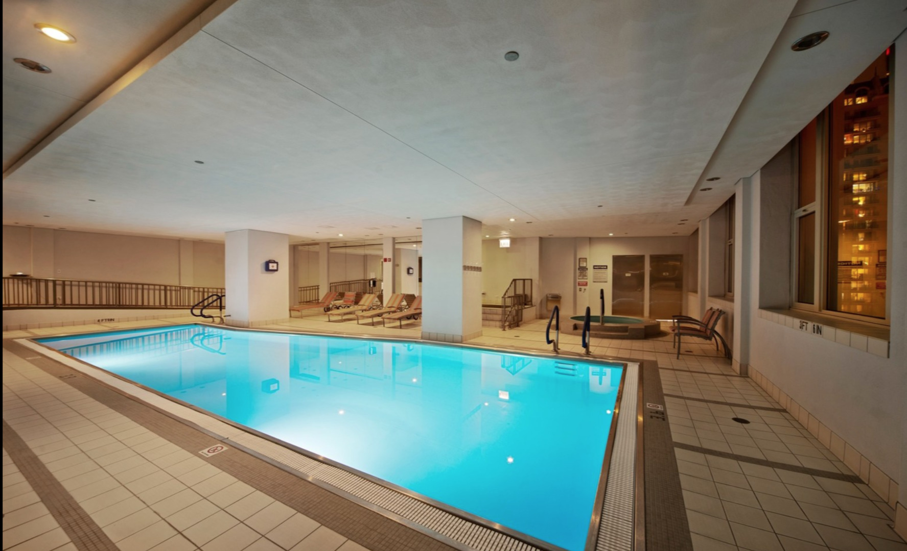 25 E Superior Street Unit: 2303