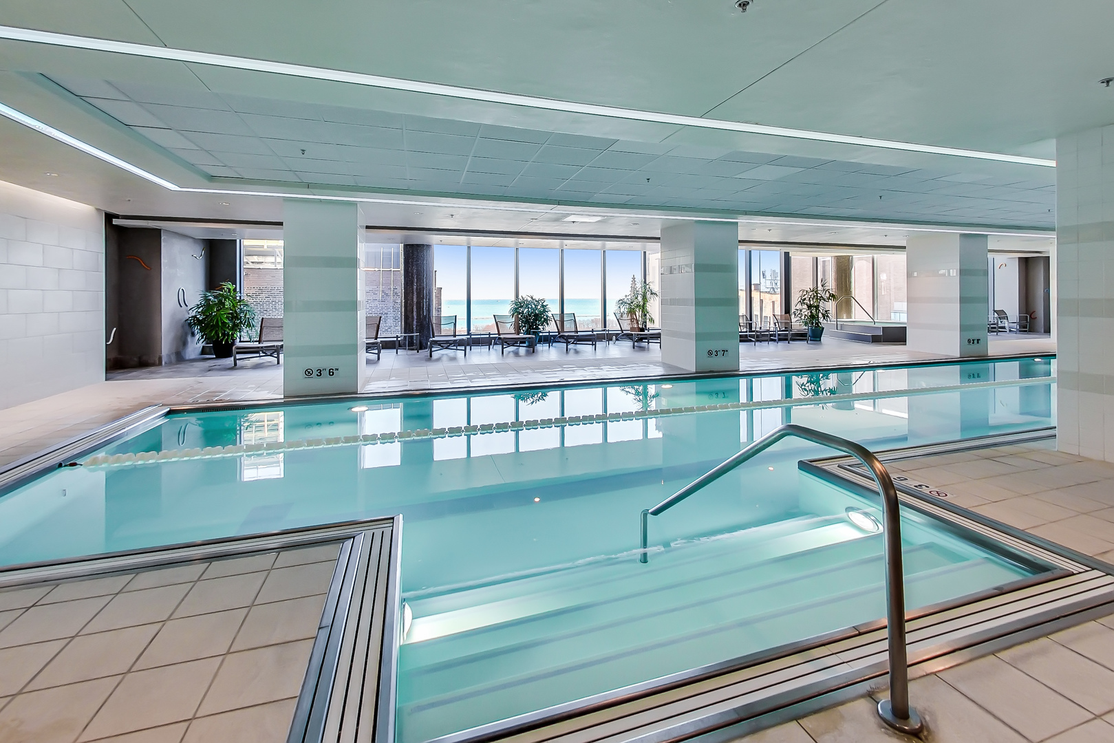 60 E Monroe Street Unit: 3803