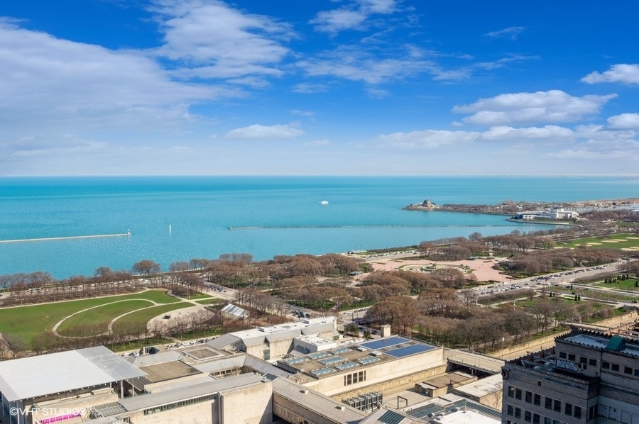 60 E Monroe Street Unit: 3803