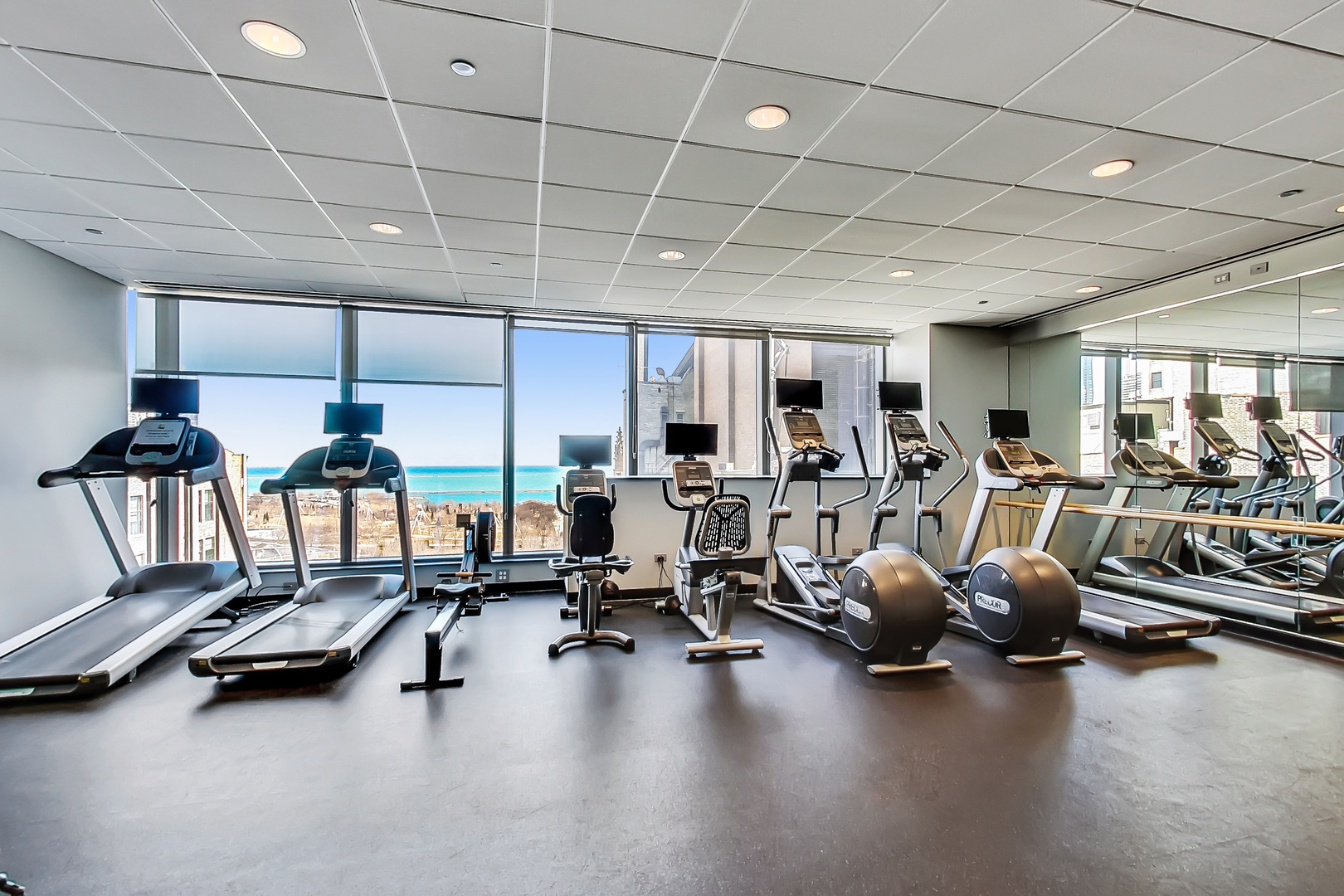 60 E Monroe Street Unit: 3803