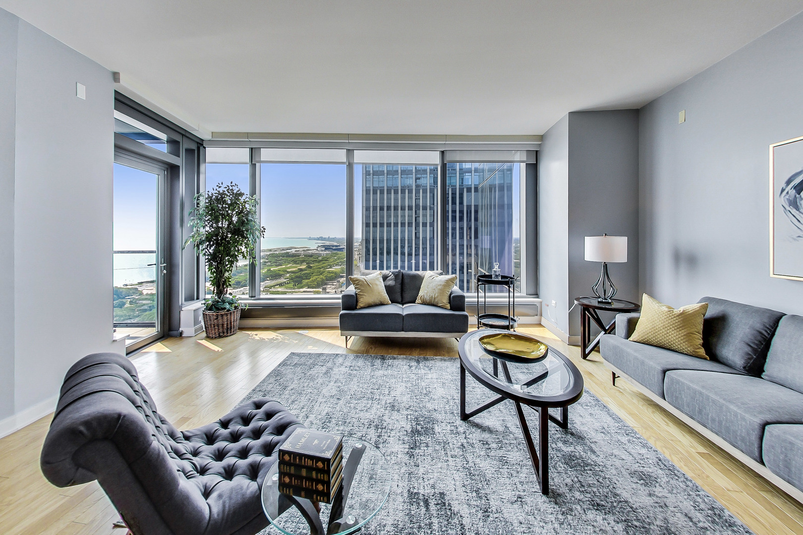 60 E Monroe Street Unit: 3803