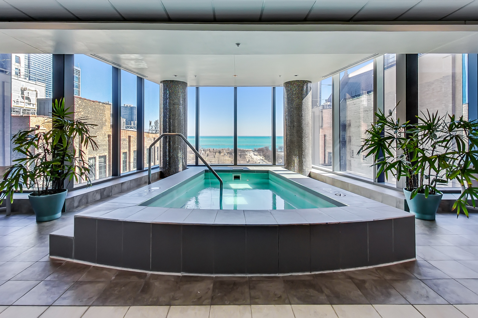 60 E Monroe Street Unit: 3803