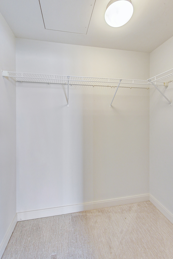 60 E Monroe Street Unit: 3803