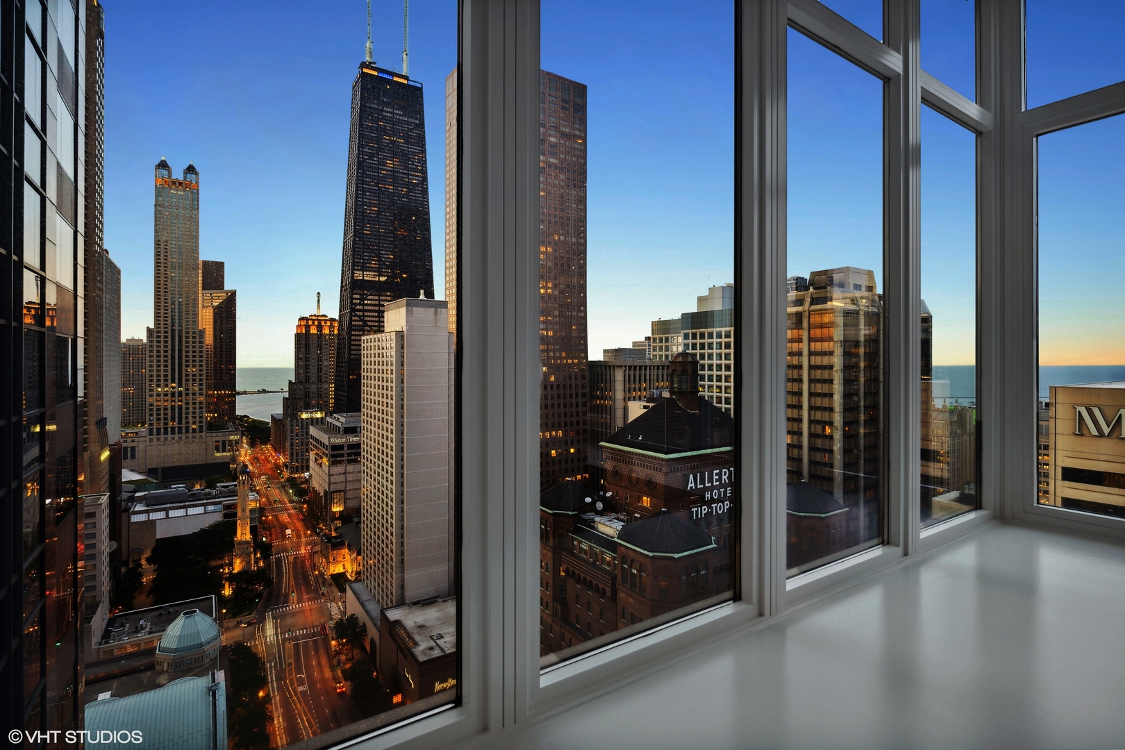 118 E Erie Street Unit: 32G