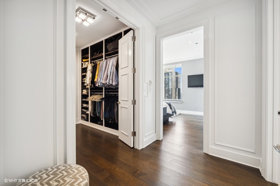 118 E Erie Street Unit: 32G