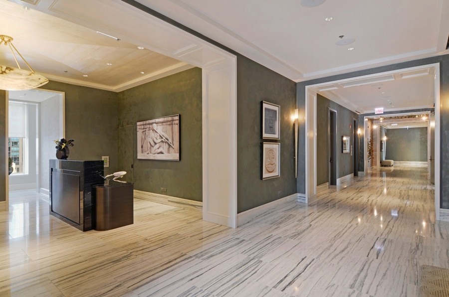 118 E Erie Street Unit: 32G