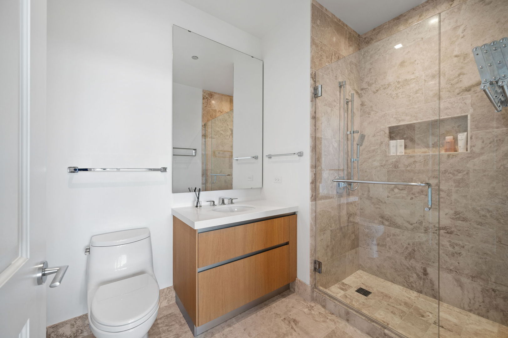 363 E Wacker Drive Unit: 3109