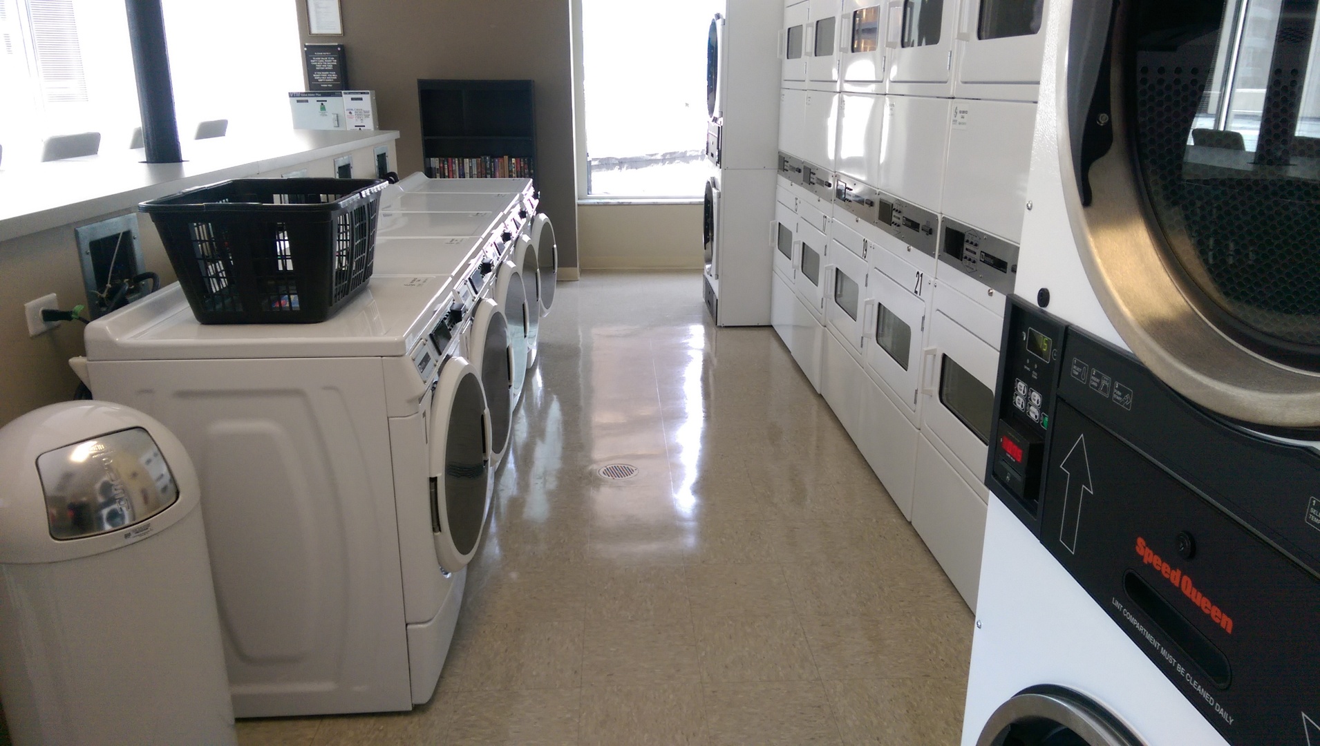 512 N Mcclurg Court Unit: 2103