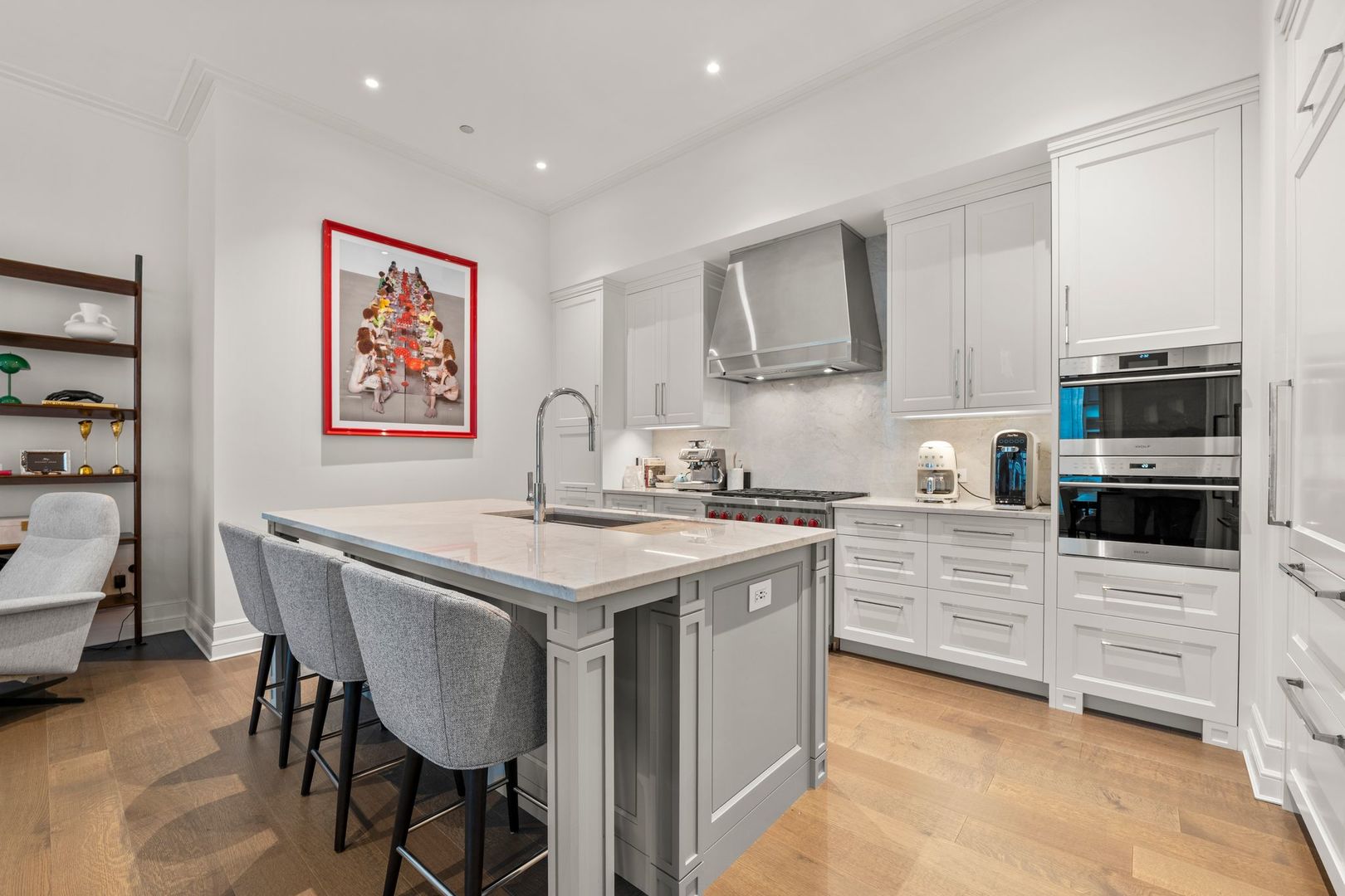 435 N Michigan Avenue Unit: 416