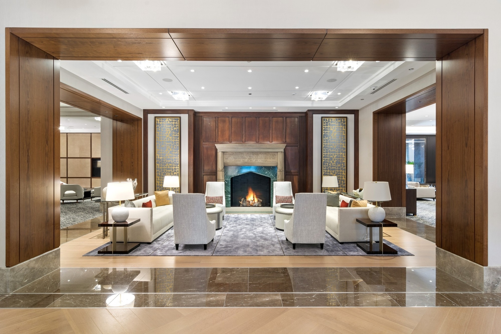 435 N Michigan Avenue Unit: 416