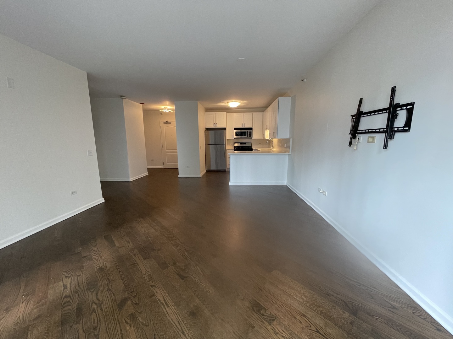 630 N State Street Unit: 1605