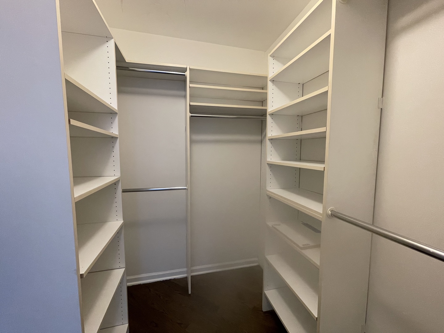 630 N State Street Unit: 1605